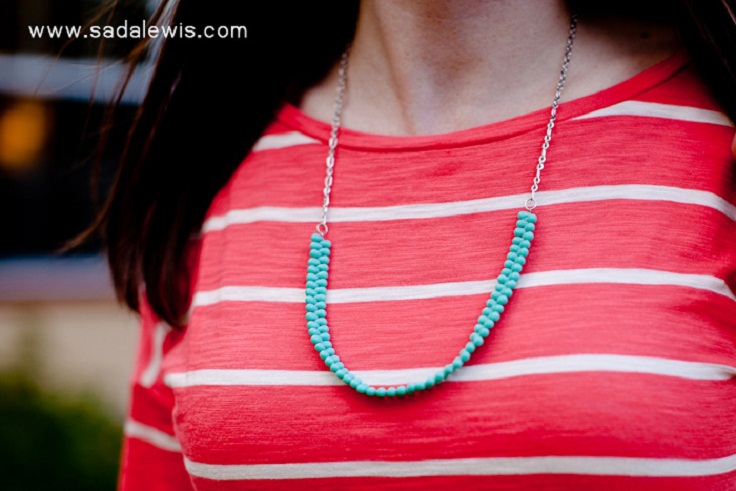 DIY-Easy-Turquoise-Bead-Necklace-Tutorial-5