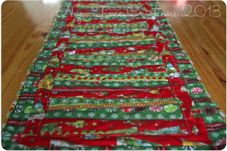 Deck-the-Halls-Christmas-Table-Runner