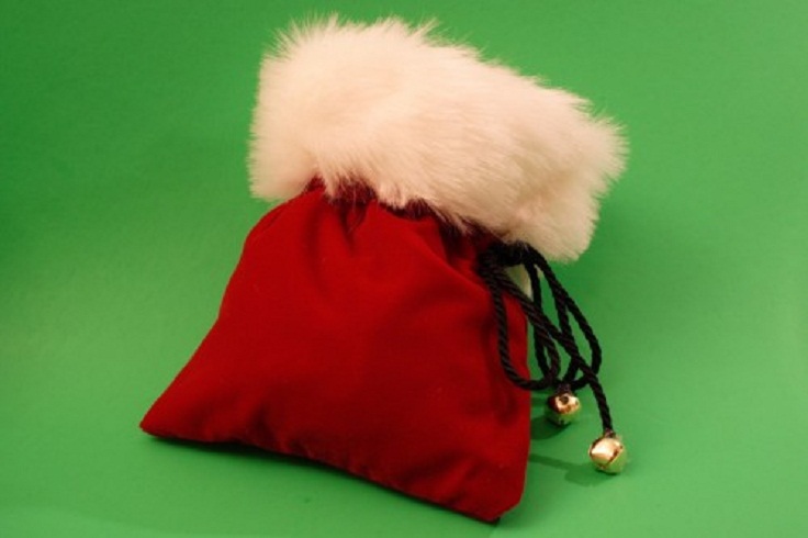 Santas-Velvet-Drawstring-Pouch