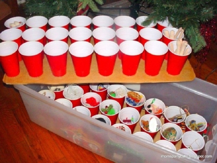 Use-plastic-cups-to-store-your-ornaments