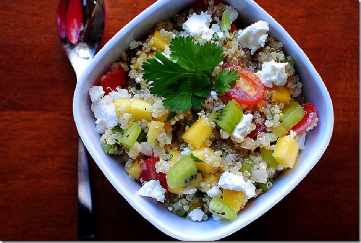 kiwi-mango-quinoa-salad