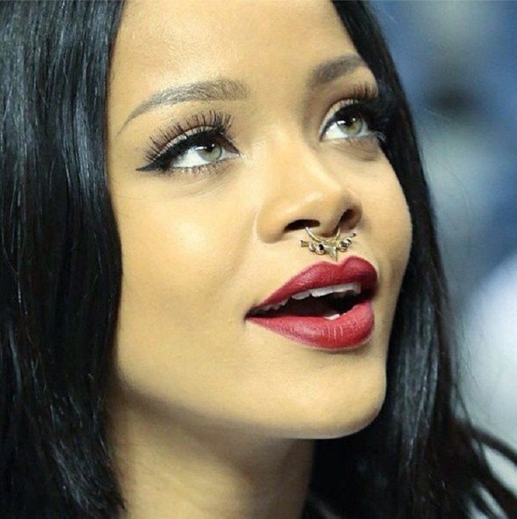 Rihanna-septum-ring