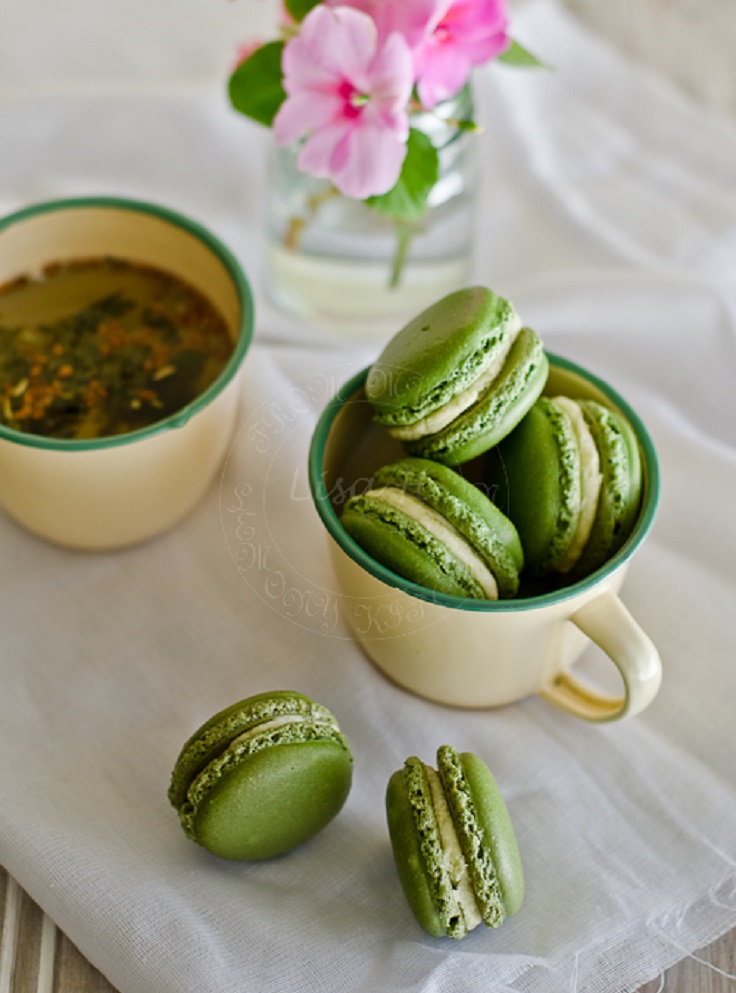 green-tea-macarons