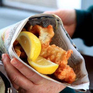 Street-food-England-fish-and-chips-300x300