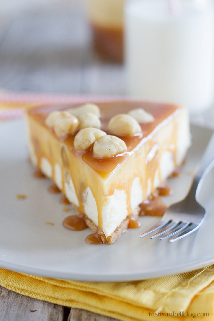 White-Chocolate-Cheesecake-with-Macadamia-Nuts-and-Caramel