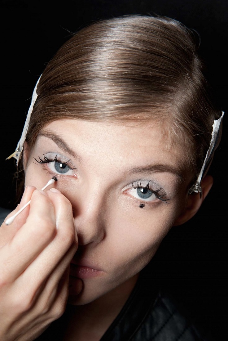 Top 10 Trendy Runway Eyeliner Looks to Try Out | Top Inspired