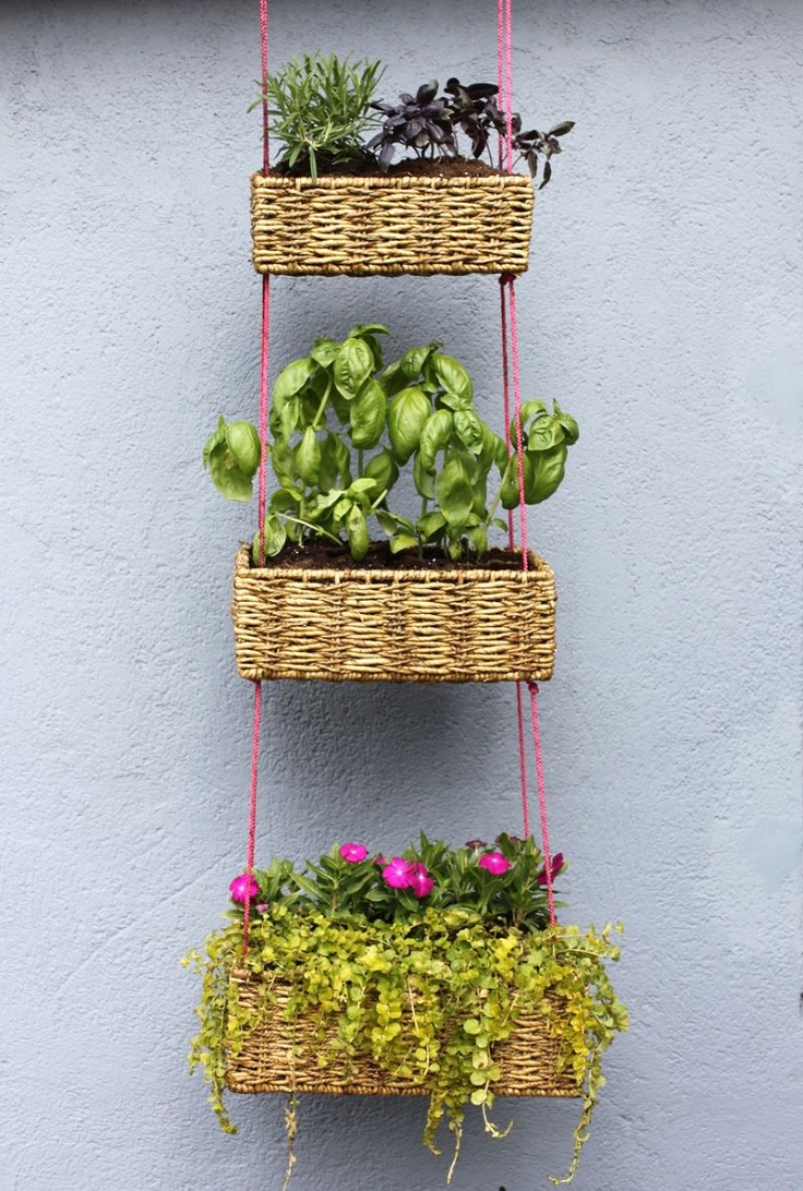 3-vertical-hanging-basket-garden