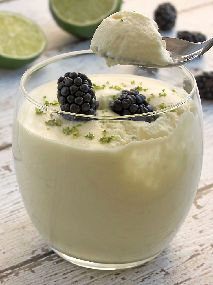 Lime-White-Chocolate-Mousse-With-Blackberries1