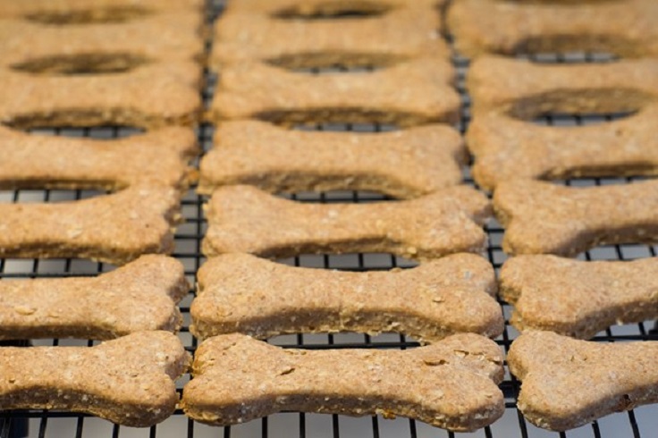 peanut-butter-and-banana-dog-biscuits