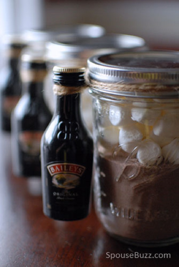 9-Diy-Gifts-You-Can-Make-In-Less-Than-An-Hour-Grown-Up-Hot-Cocoa-Kit