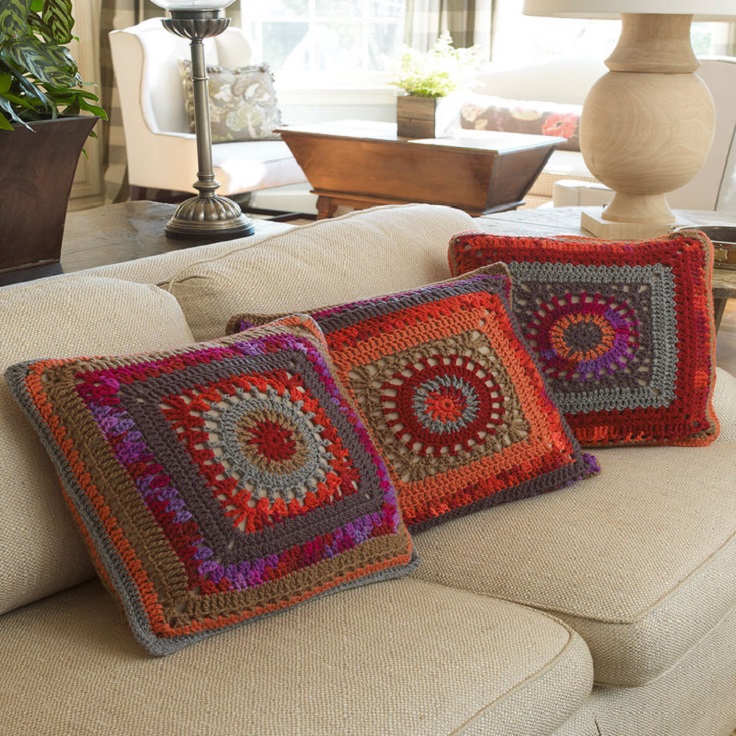 Circle-in-the-Square-Pillows