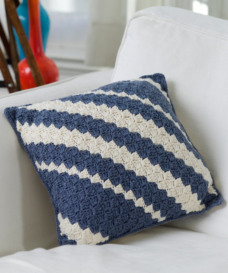 Diagonal-Pillow-Crochet-Pattern