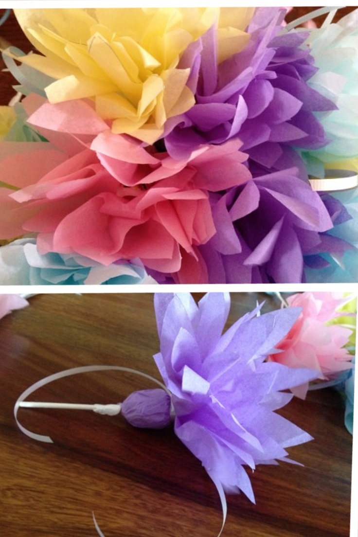 Paper-Dahlias-with-Blow-Pops