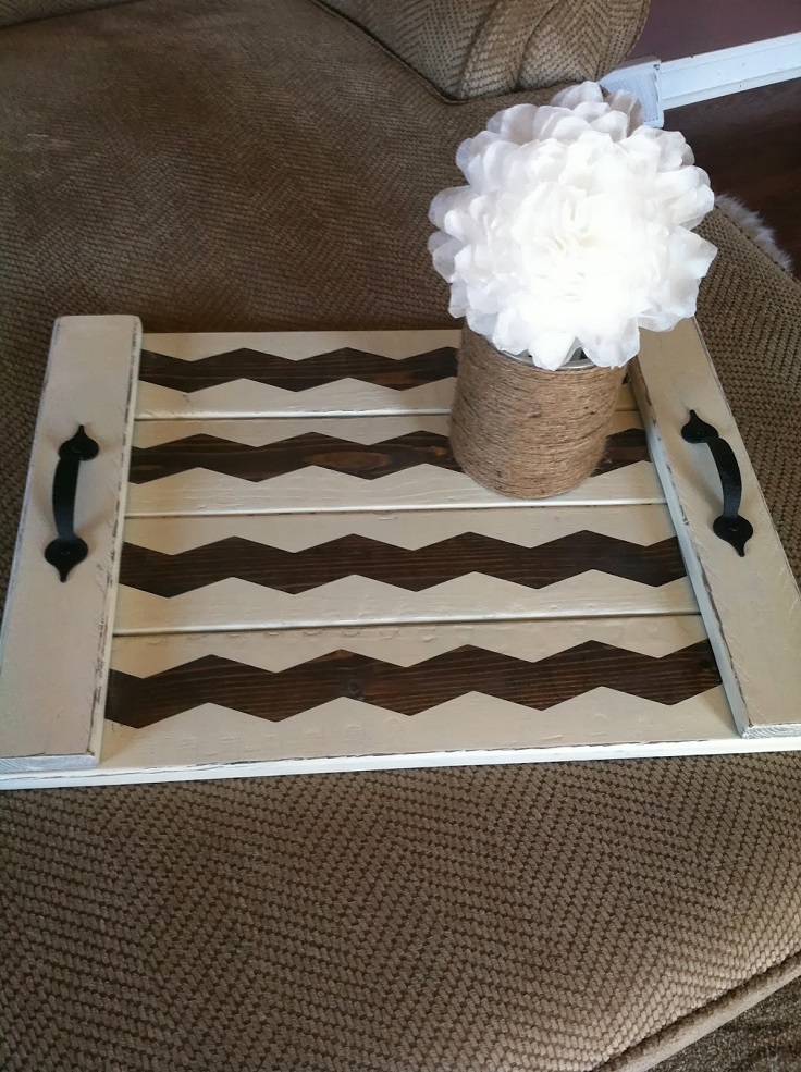 Shabby-Chic-Chevron-DIY-Wood-Tray