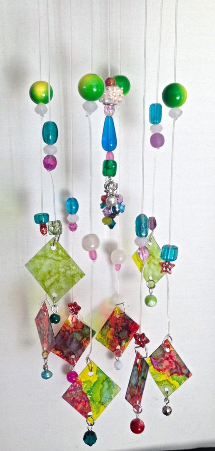 The-Coolest-DIY-Suncatcher-You’ll-Make-This-Spring