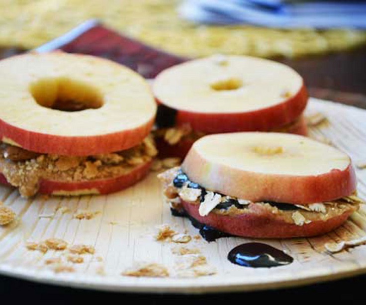 apple-slice-sandwiches