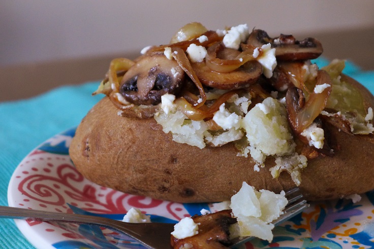 baked-potato-mushroom-cheese-onion
