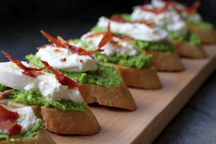 fava-bean-crostini