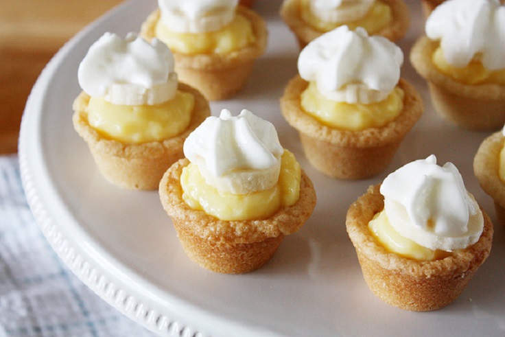 mini-banana-cream-pies