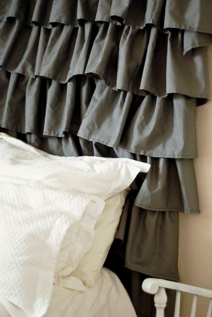 ruffled-headboard