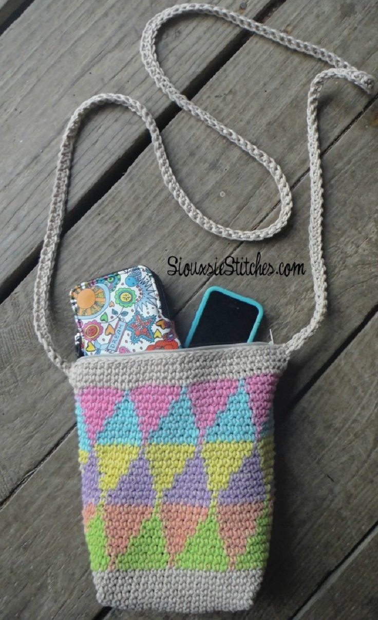 A-tapestry-crochet-bag-for-spring