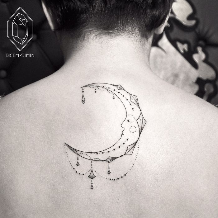 Geometric-Tattoo-Moon
