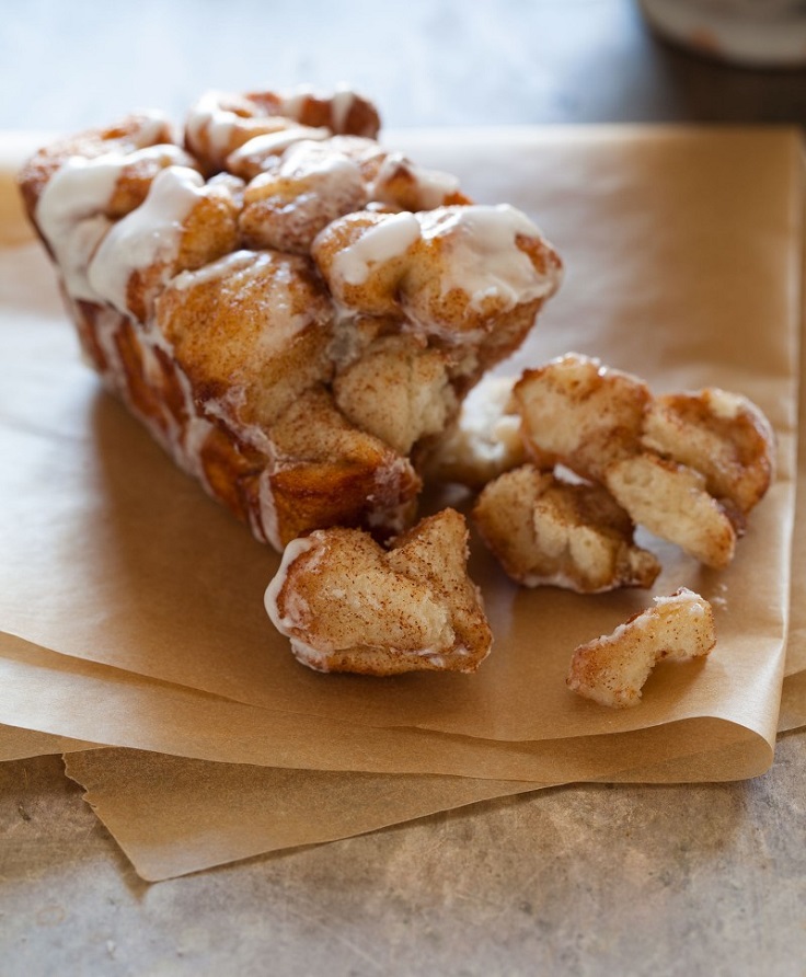 cinnamon-sugar-messy-bread