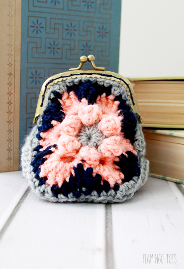 TOP 10 Free Patterns for Crocheted Coin Purses - Top Inspired