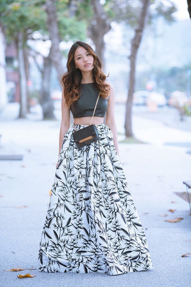 crop-top-and-maxi-skirt