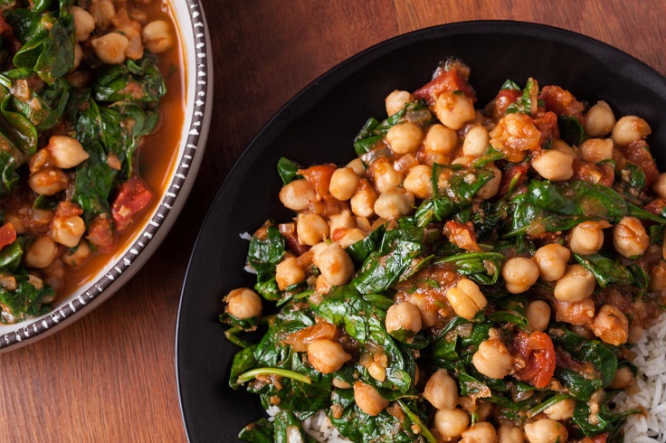 curry-chickpeas-with-spinach
