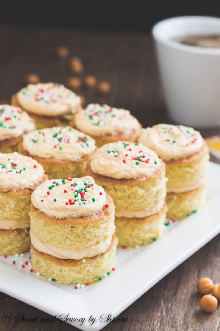 Salted-Caramel-Mini-Tea-Cakes