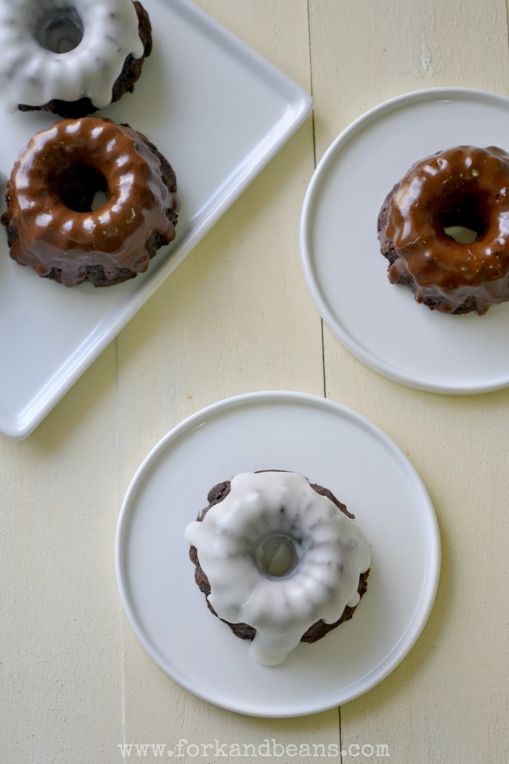 mini-chocolate-bundt-cake