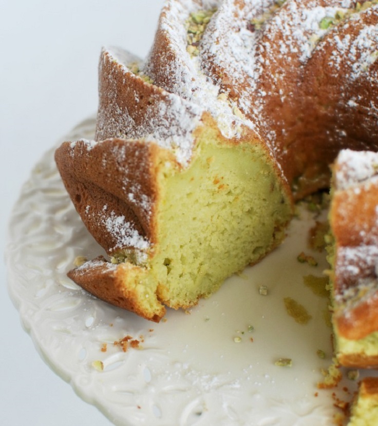 pistachio-bundt-cake