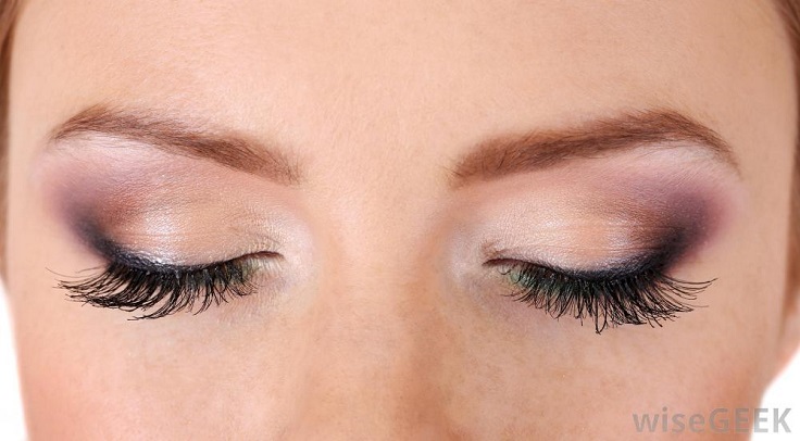 Top 10 Tips On How To Make Your Eyelashes Look Longer | Top Inspired