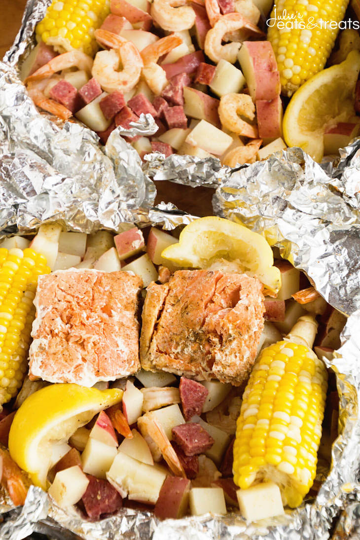 topCajun-Shrimp-Boil-Foil-Packet-Overhead