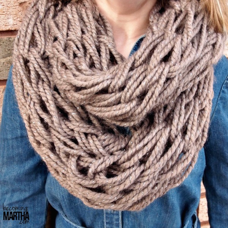 topchunky-arm-knit-infinity-scarf-7