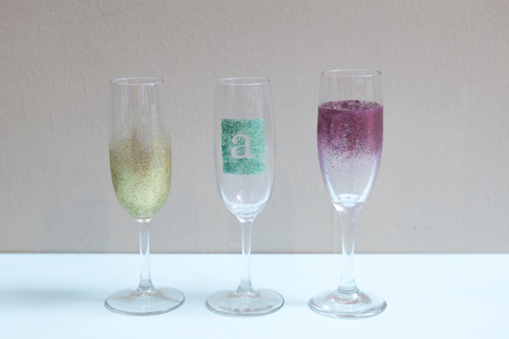 topst-diy_personalized_champagne_glasses17