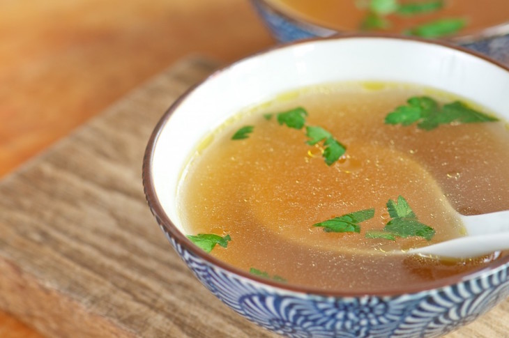 topvegetable-broth-1-of-1-1-1024x680