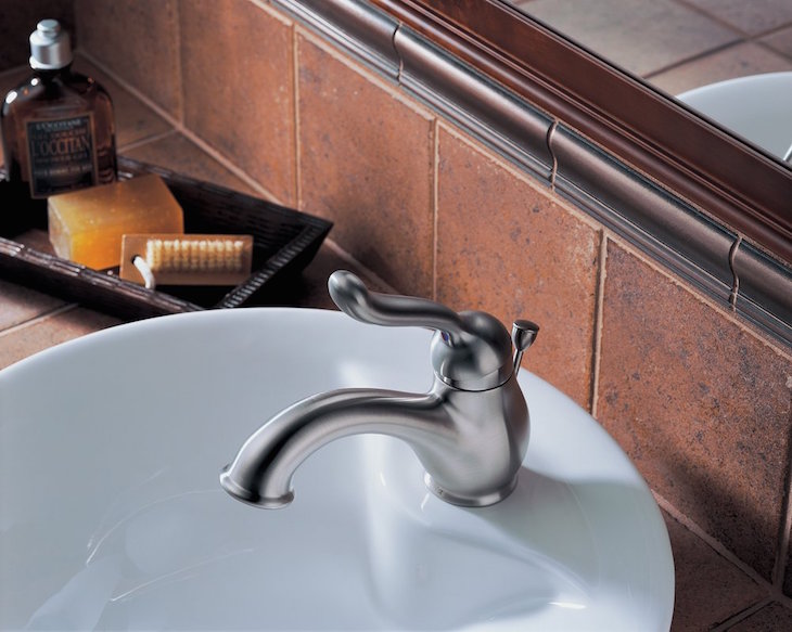 topAmazing-delta-single-handle-bathroom-faucet