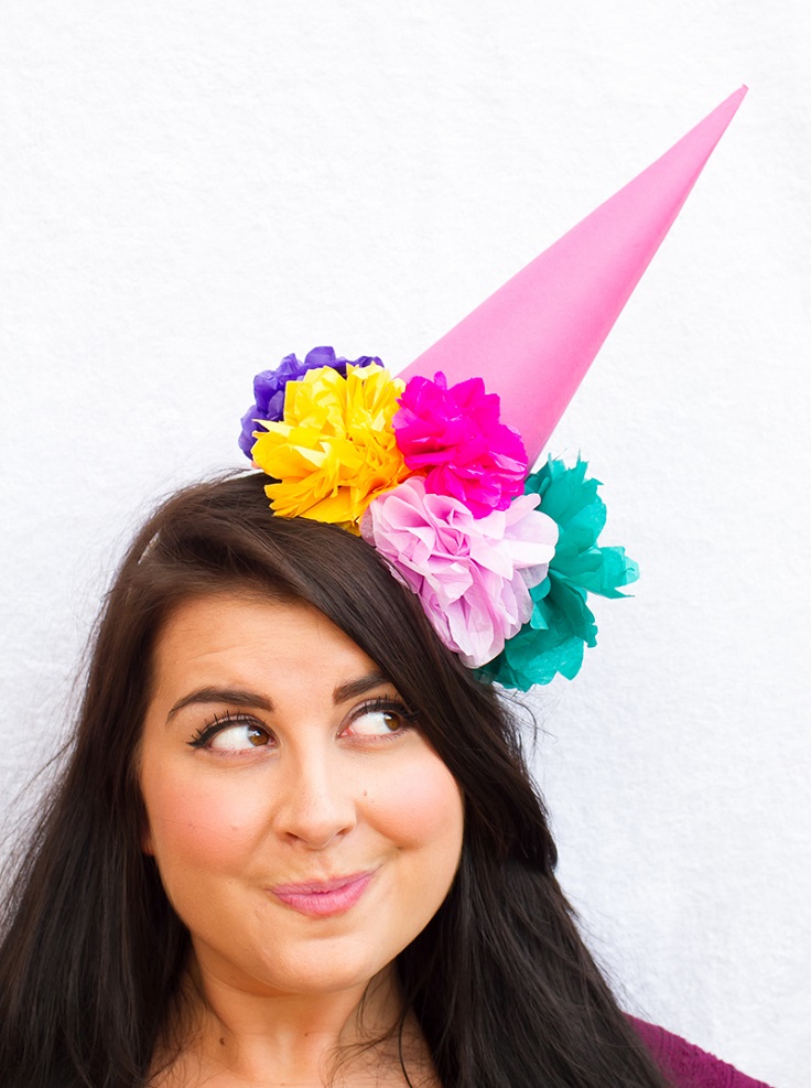 Party-Hat-with-Paper-Flowers