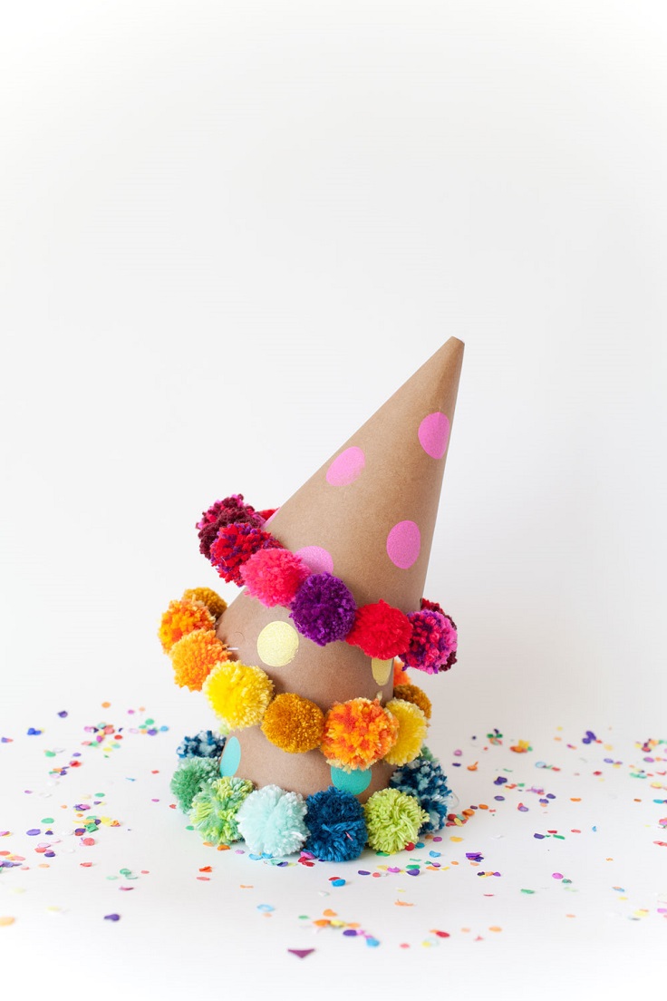 Pom-Pom-Party-Hat