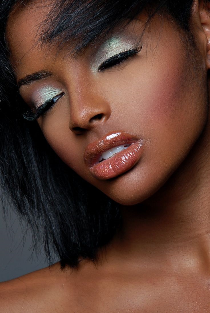 Top 10 Makeup Looks Every Woman Should Try Out Top Inspired Top 10 Makeup Looks Every Woman Should Try Out Top Inspired