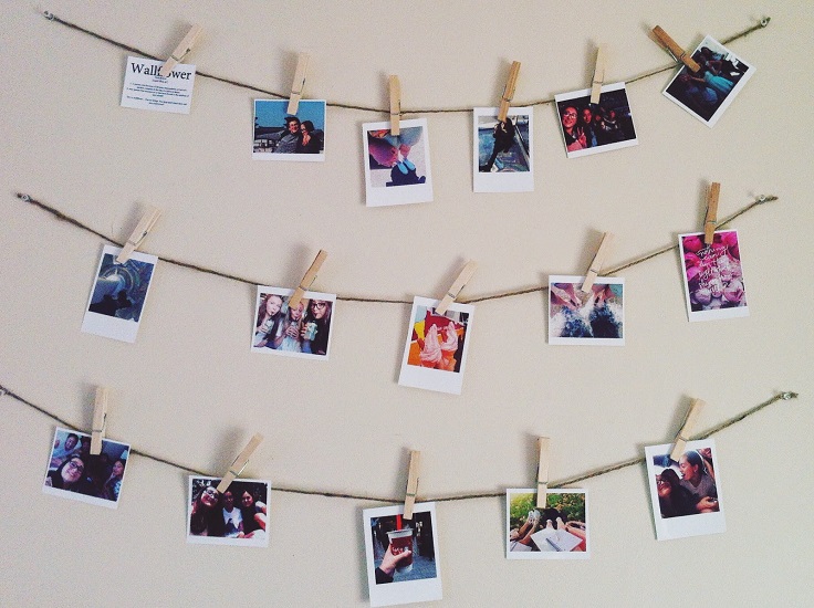 Polaroid-Display-Decor