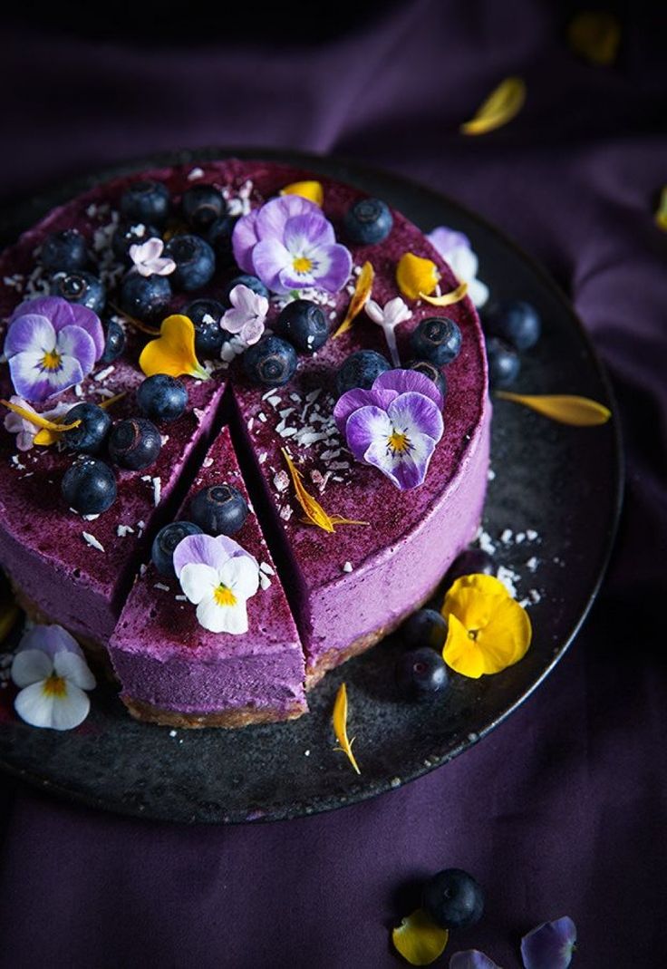 Vegan-No-Bake-Blueberry-Lemon-Cheesecake