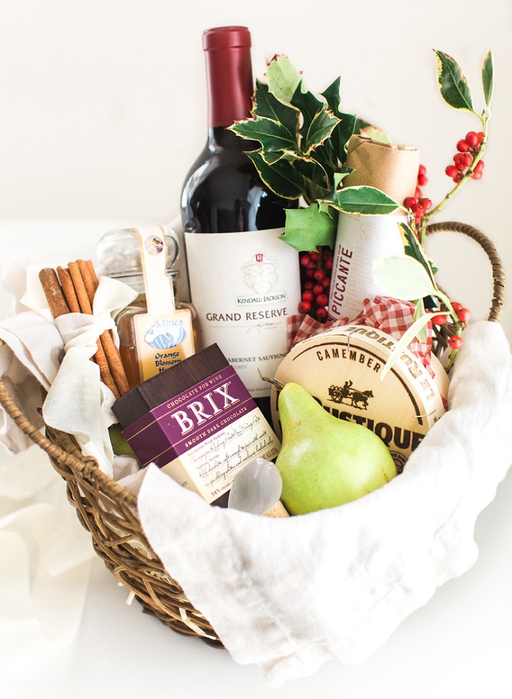 Holiday-Gift-Basket