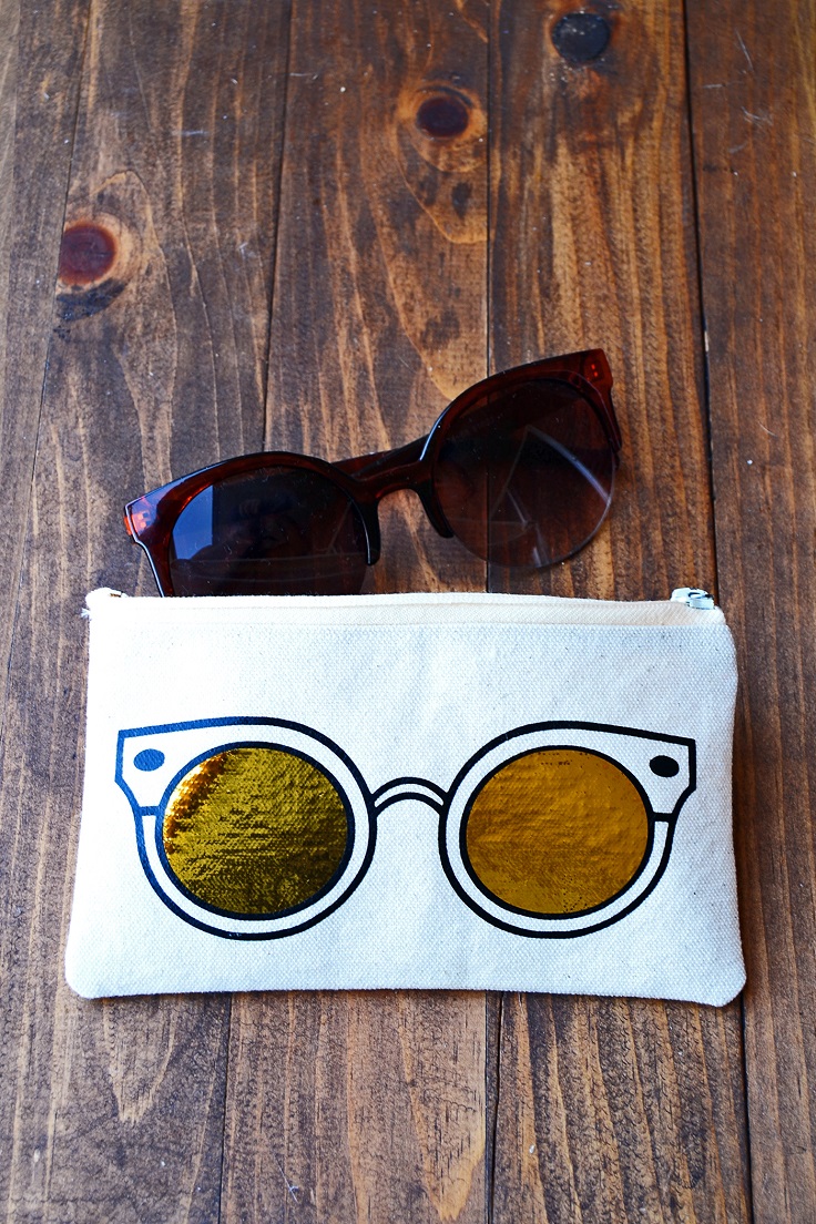 Sunglasses-Case-with-Heat-Transfer-Vinyl