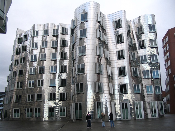 Gehry-Building