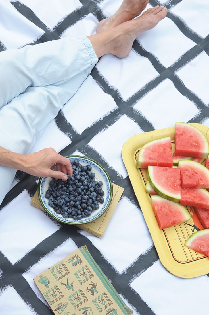 Hand-Painted-Grid-Picnic-Blanket