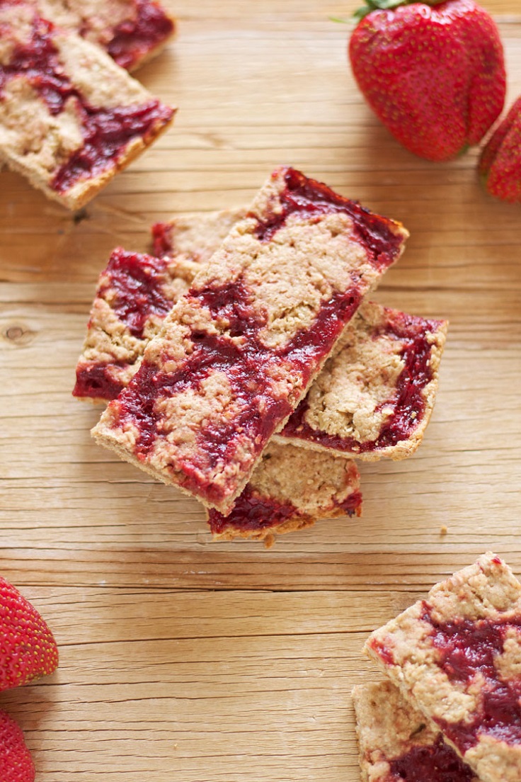 Strawberry-Breakfast-Bars