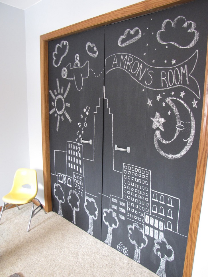 Chalkboard-Closet-017